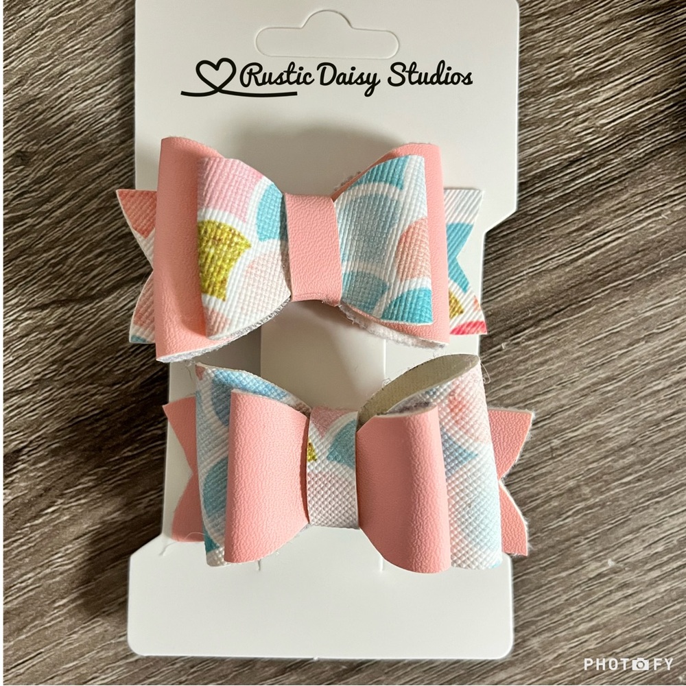 Mini mermaid bows